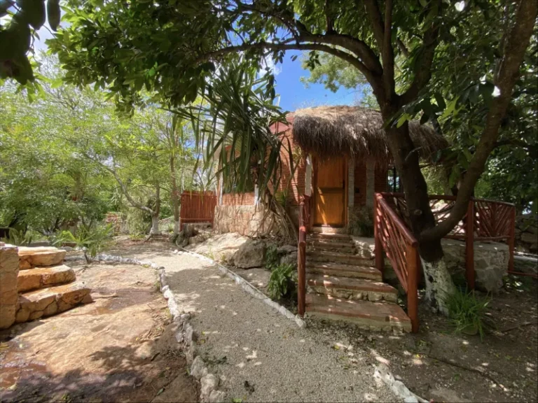 Cabaña Tevi en finca Oz 1 Hospedaje en Homún
